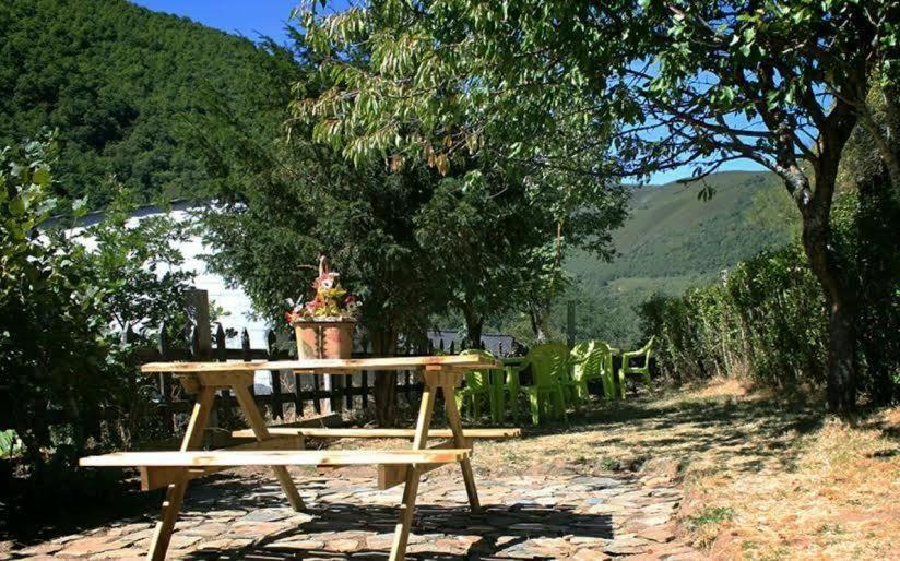 Casa Rural La Fuente Tejedo del Sil Zewnętrze zdjęcie